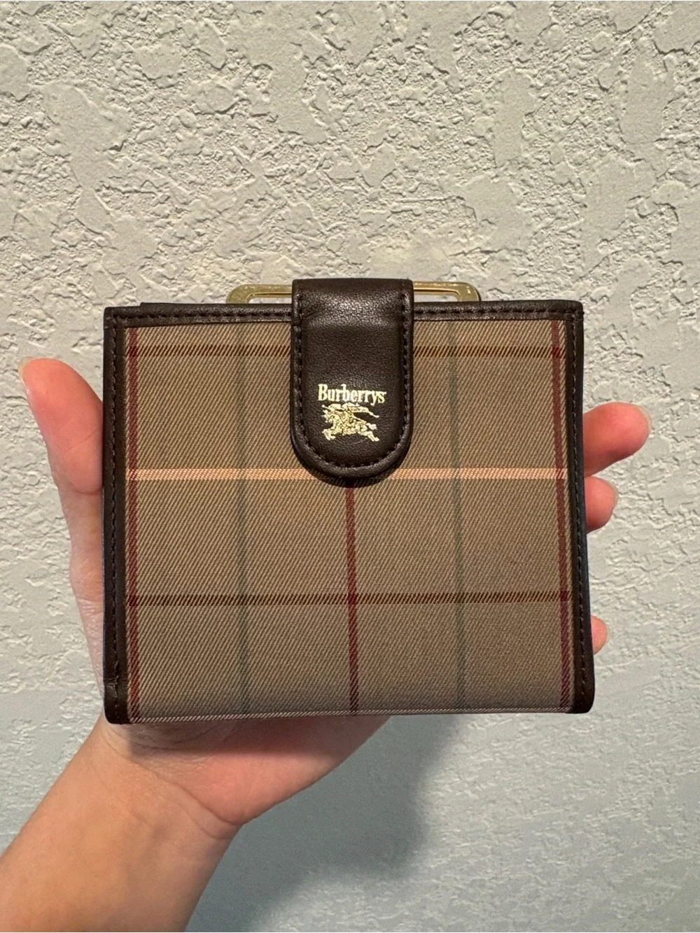 Burberrys Vintage Check Kisslock Wallet in Brown Plaid